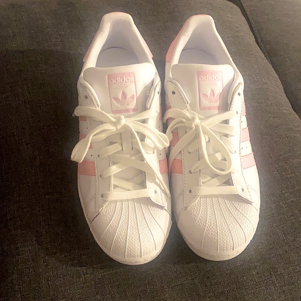 Brand New Adidas Super Star Sneakers in Pink/White size8 with Box